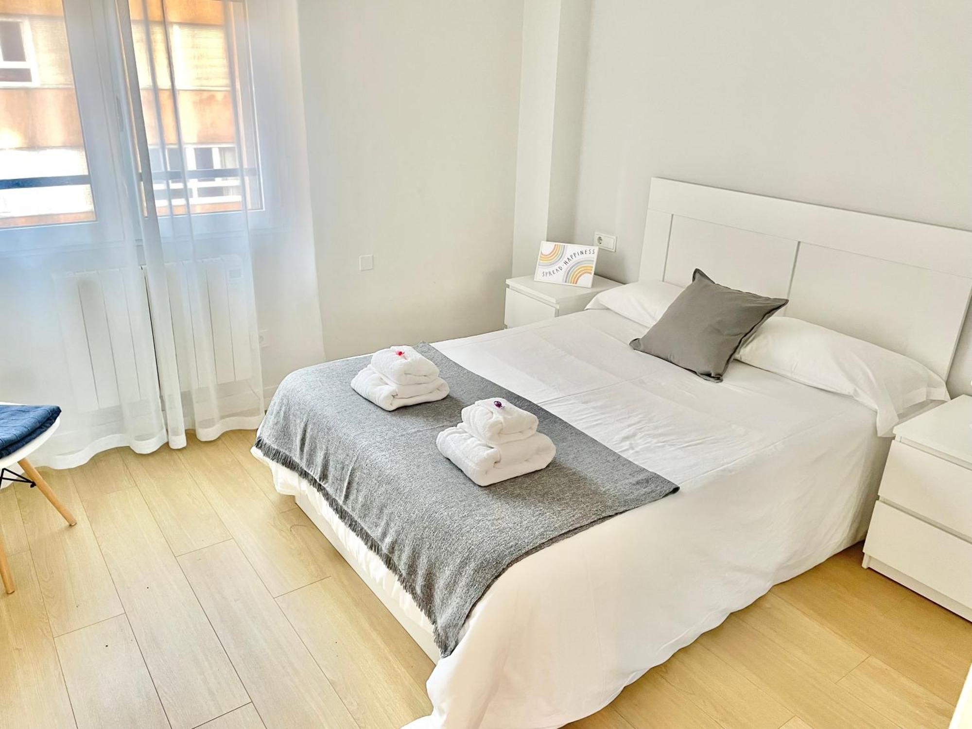 Apartamento San Lorenzo Playa. Vistas Al Mar. Gijón Zewnętrze zdjęcie